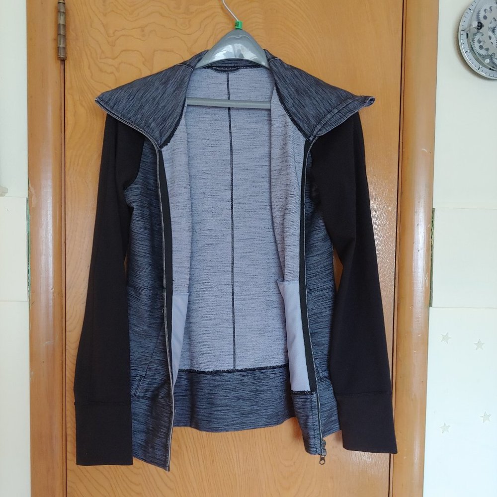Lululemon long jacket